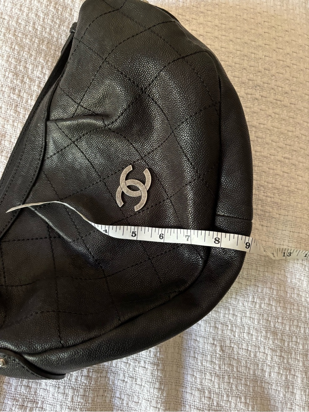 Chanel vintage quilted black caviar  CC outdoor ligne hobo bag - Picture 12 of 16